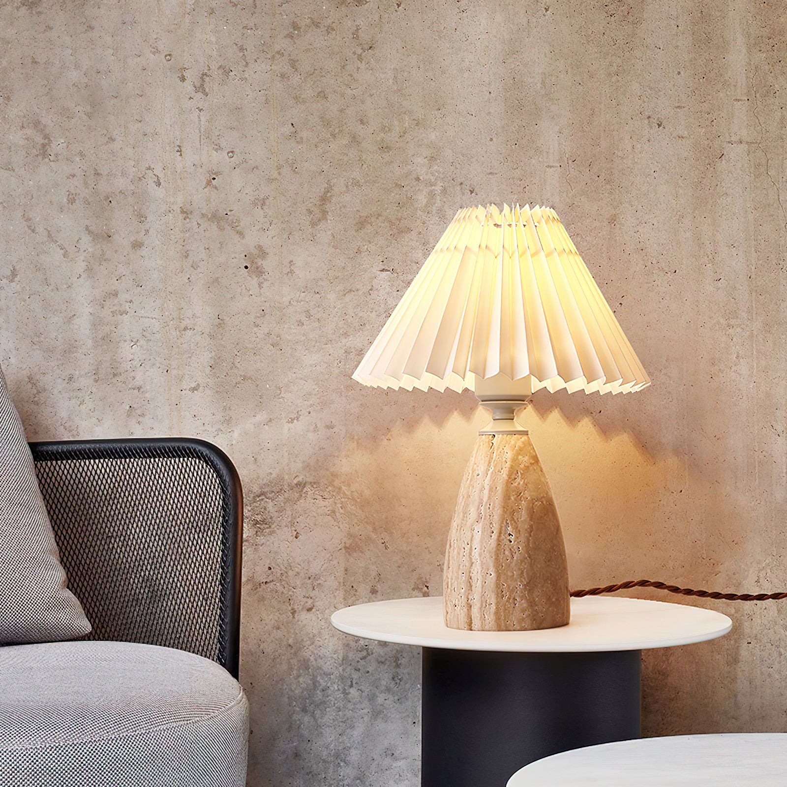 Gusnow Table Lamp