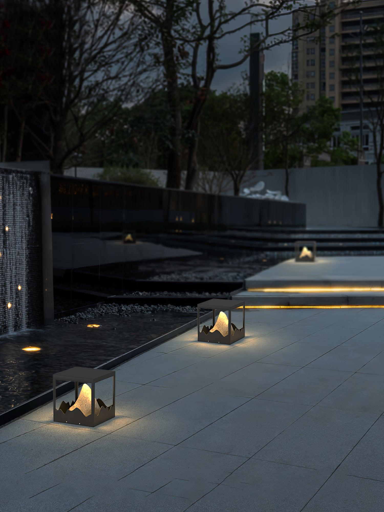 Orif Garden Outdoor Light