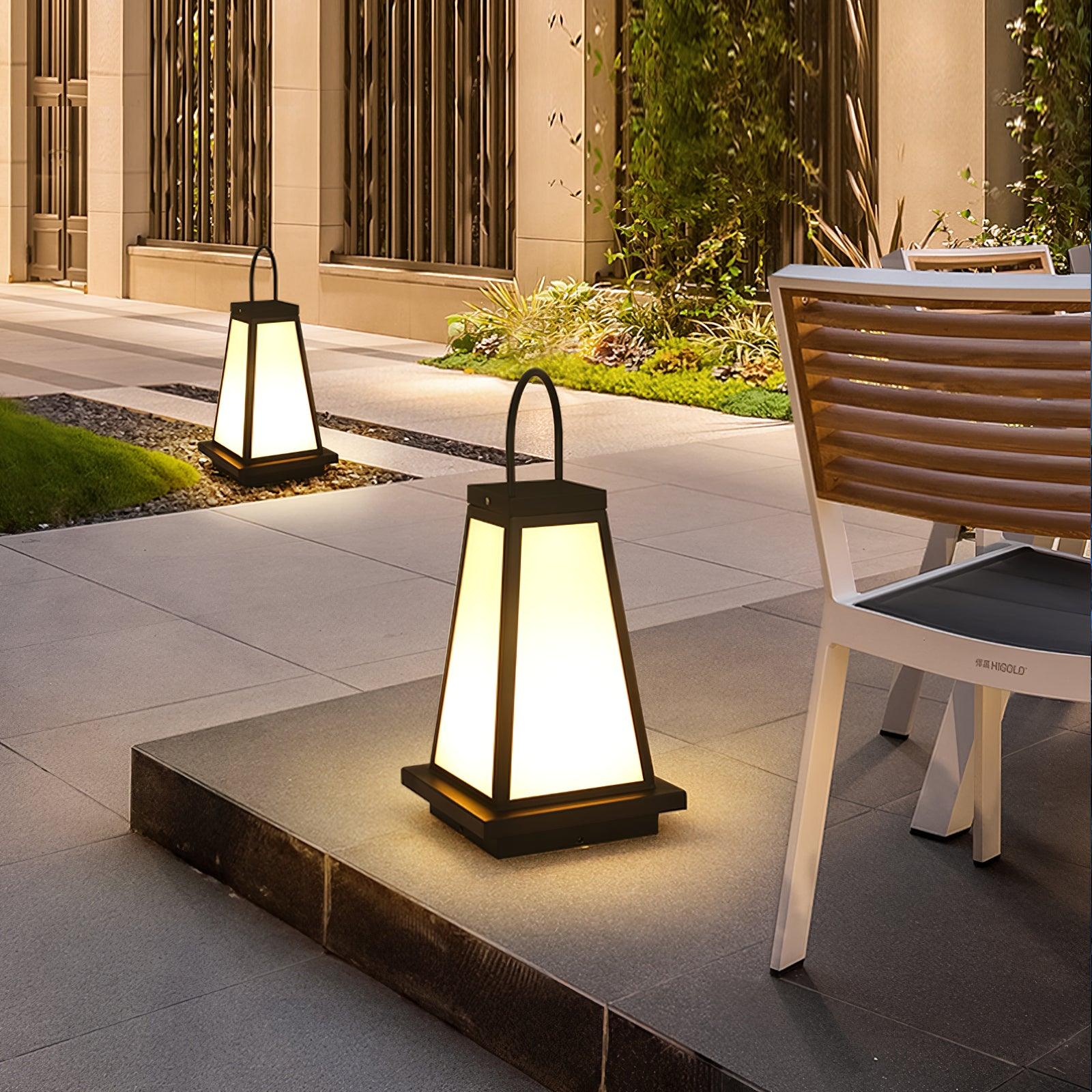 Roam Lantern Garden Outdoor Lamp