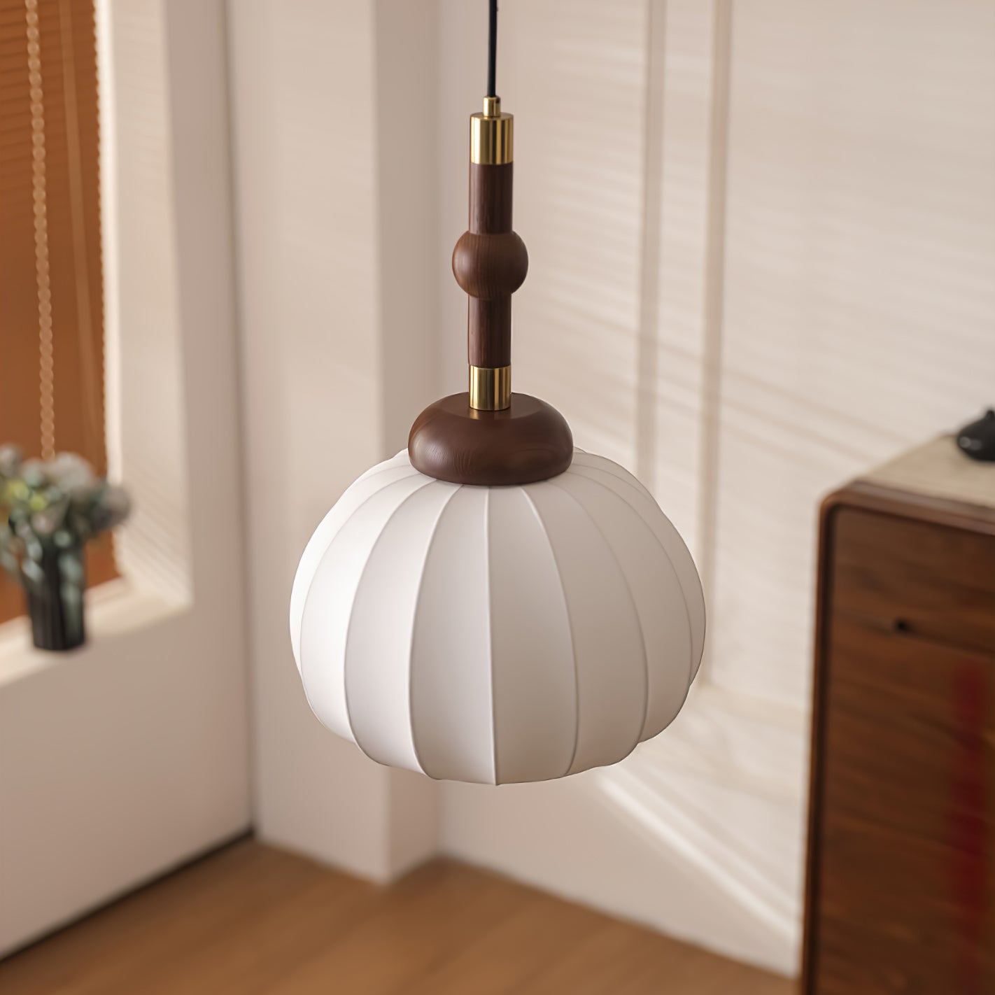 Silk Globe Pendant Lamp