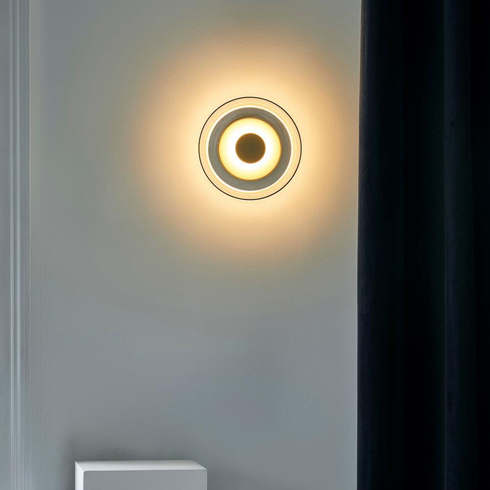 Solara Wall Light