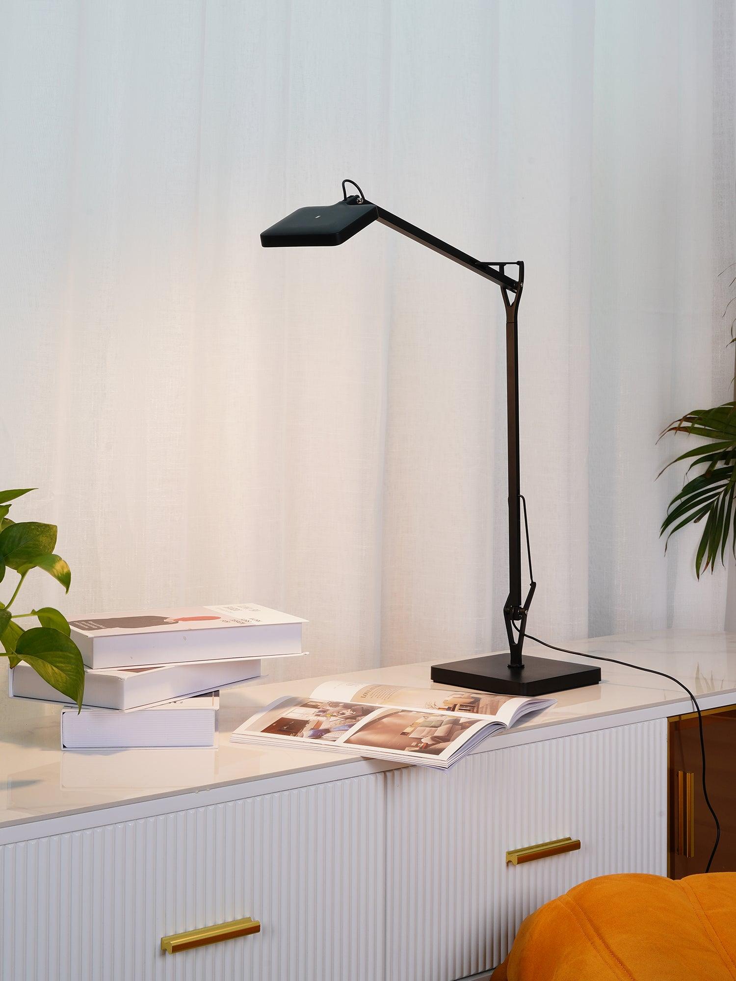 Edge Table Lamp