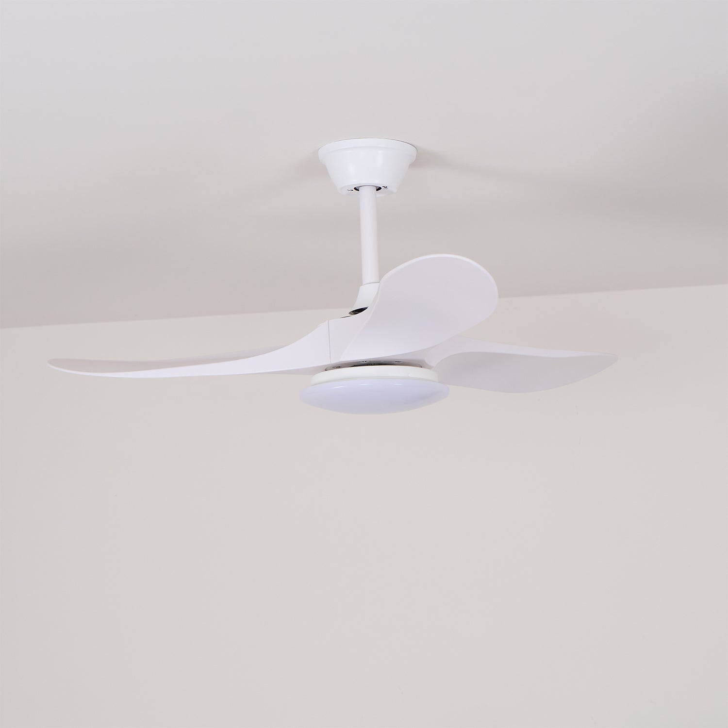 Maverick 42/52 Ceiling Fan Light