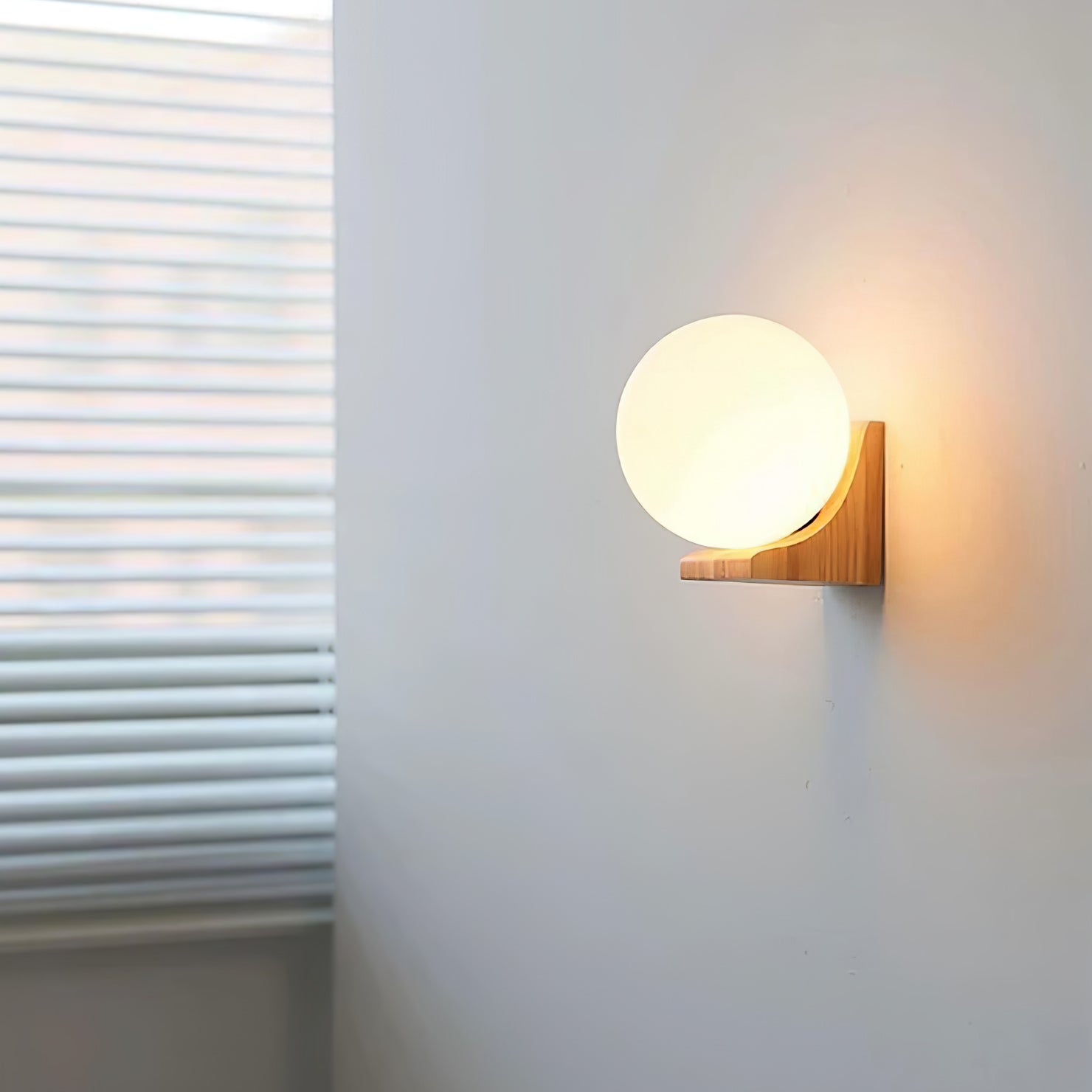 Evelyn Orb Wall Lamp