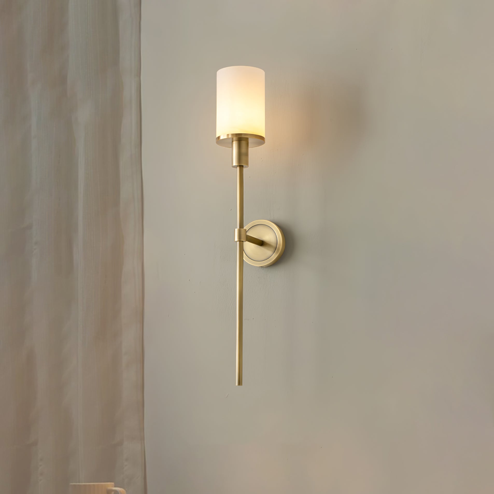 Tracie Classic Sconce