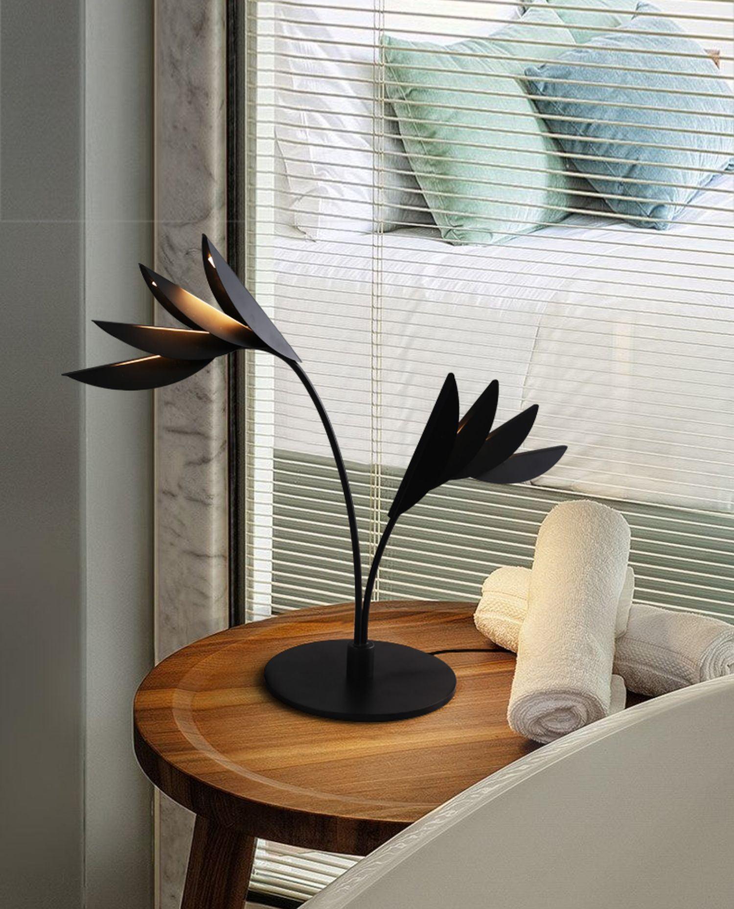 Double Leaf Table Lamp