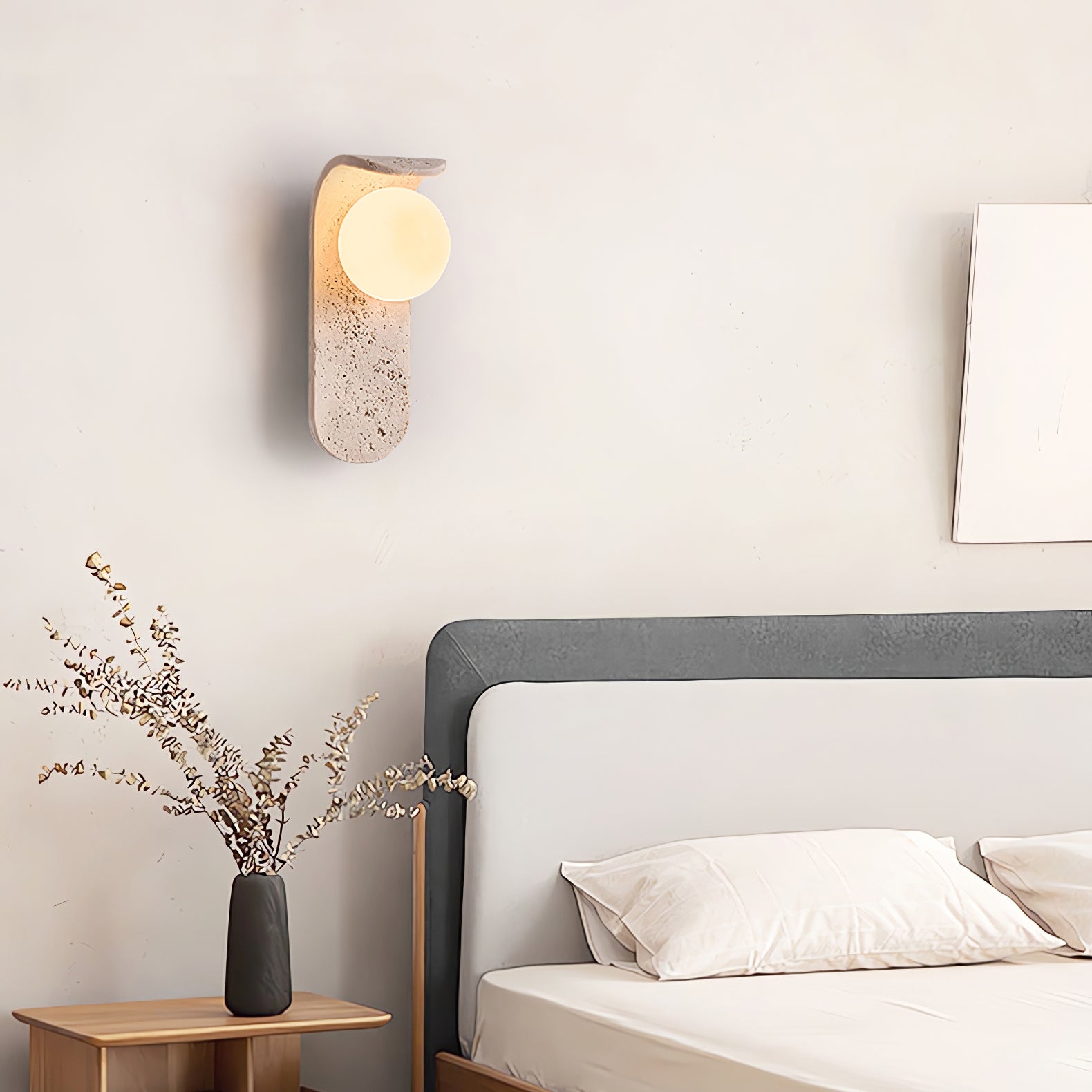 Solis Curve Wall Lamp