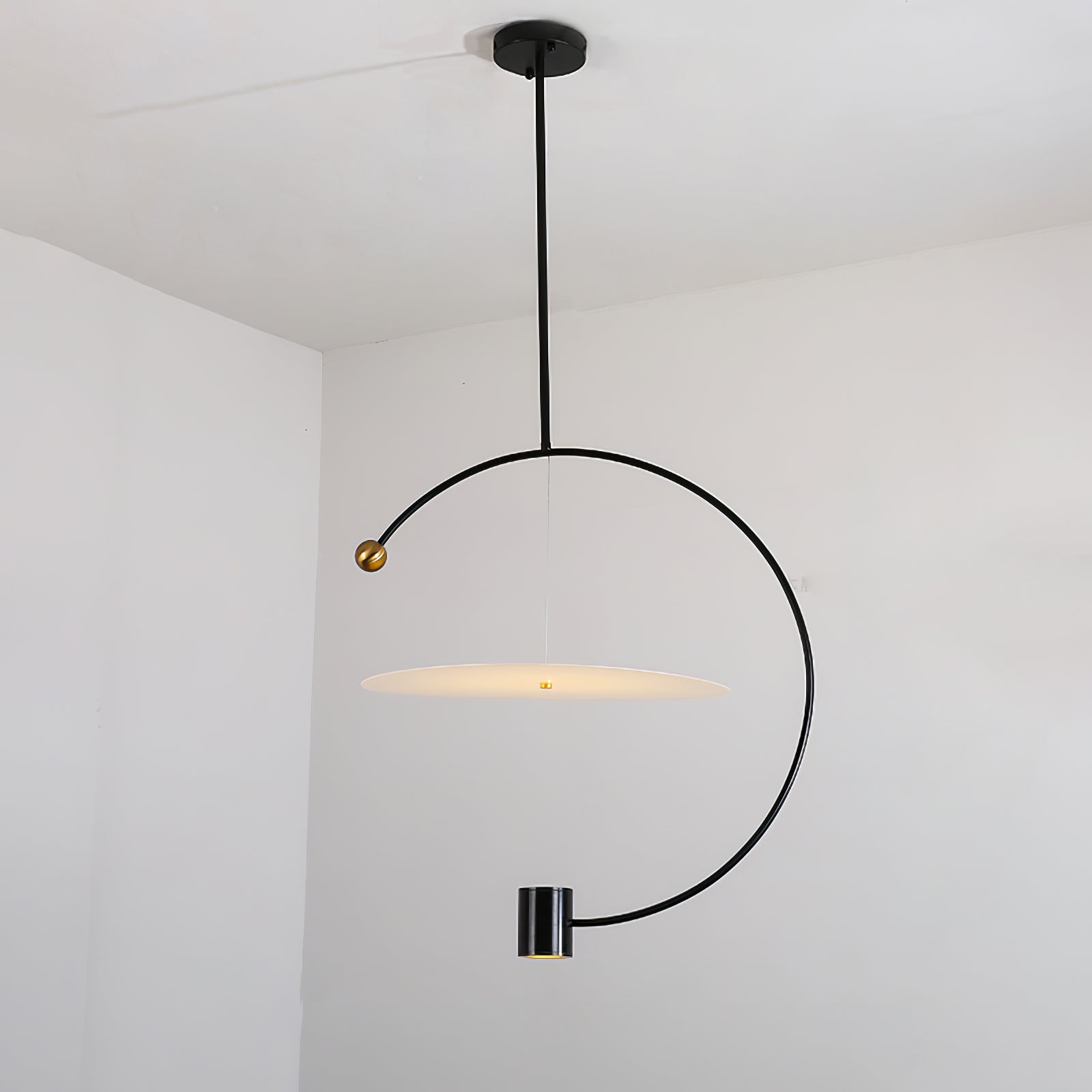 Mira Balance Pendant Lamp