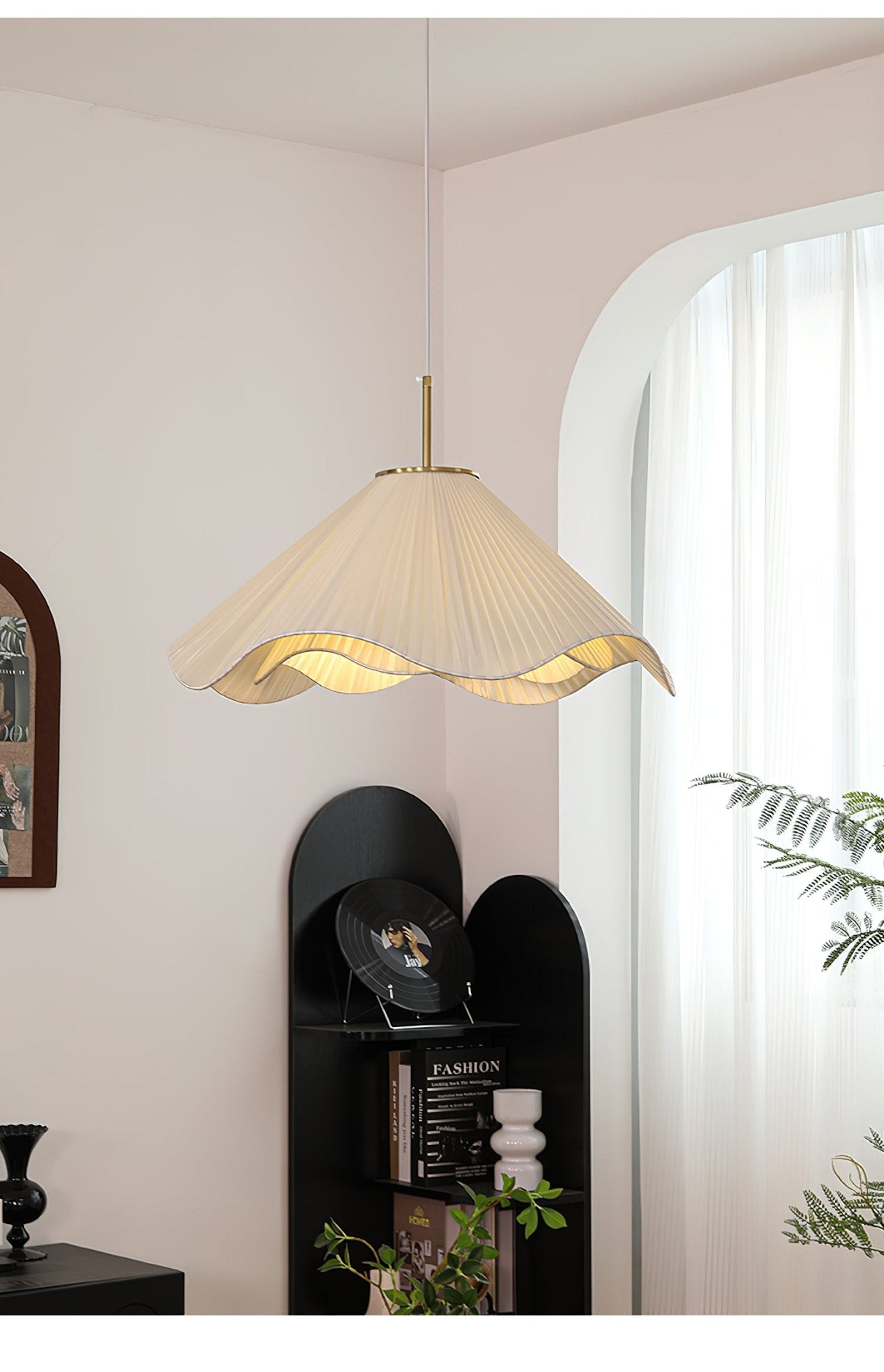 Elara Pendant Light