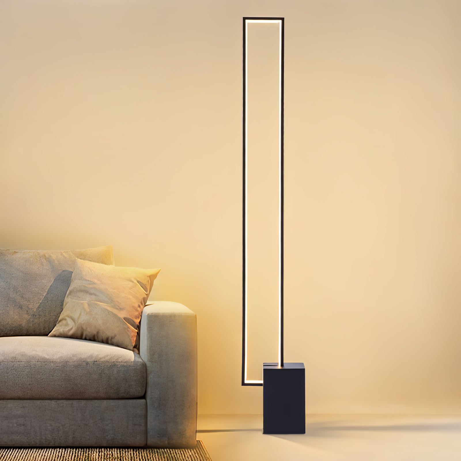 Edge Floor Lamp