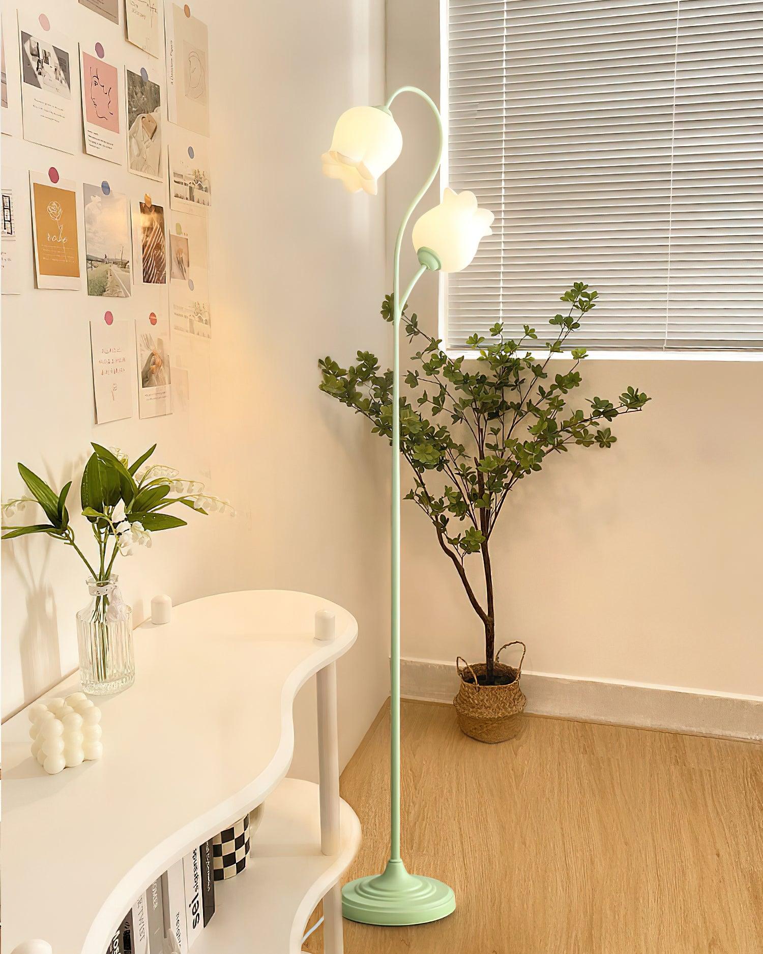 Lilium Floor Lamp