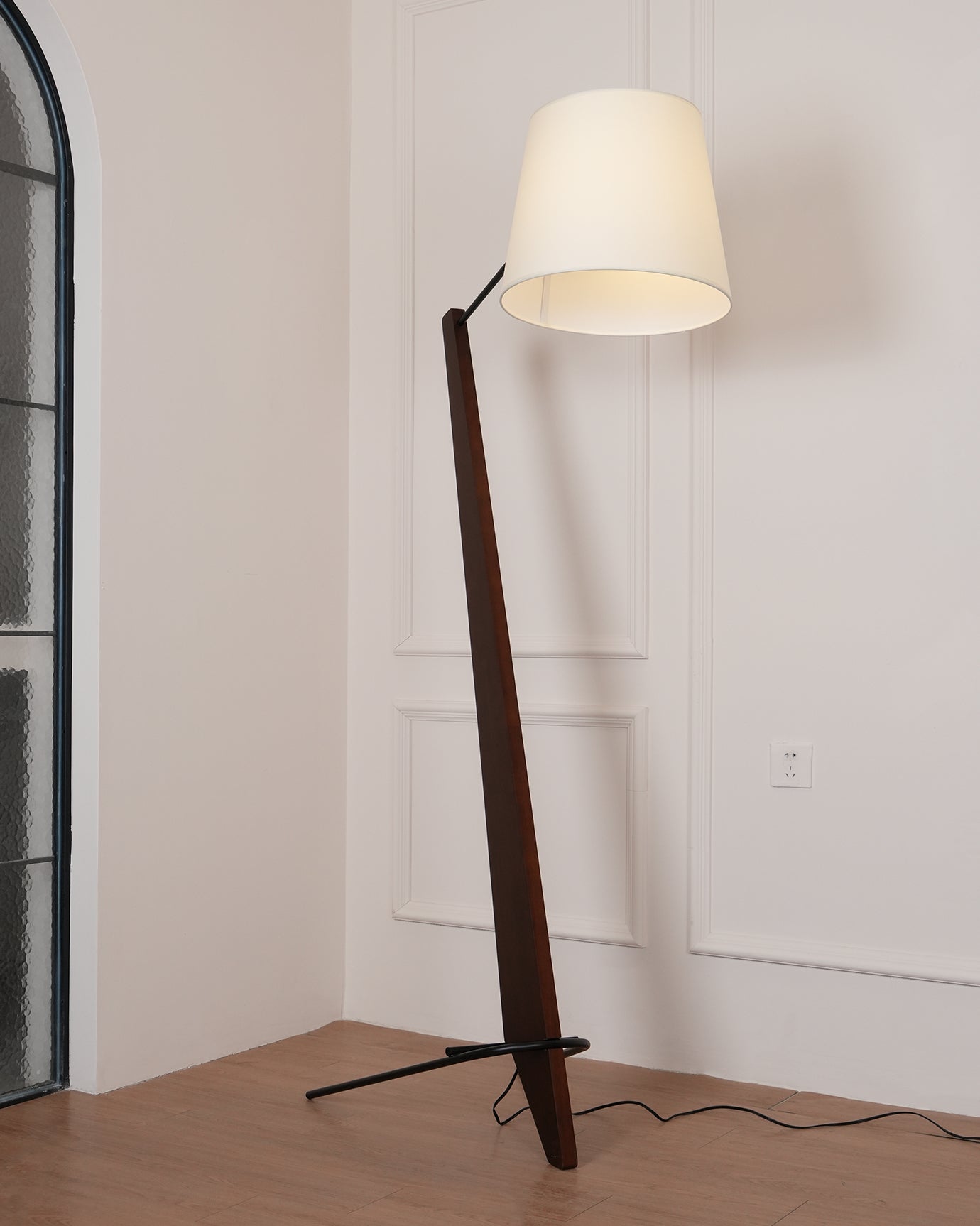 Silva Giant Floor Lamp