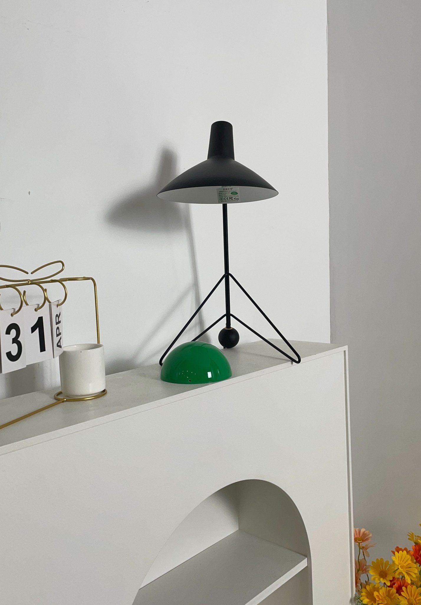 Svelte Noir Table Lamp