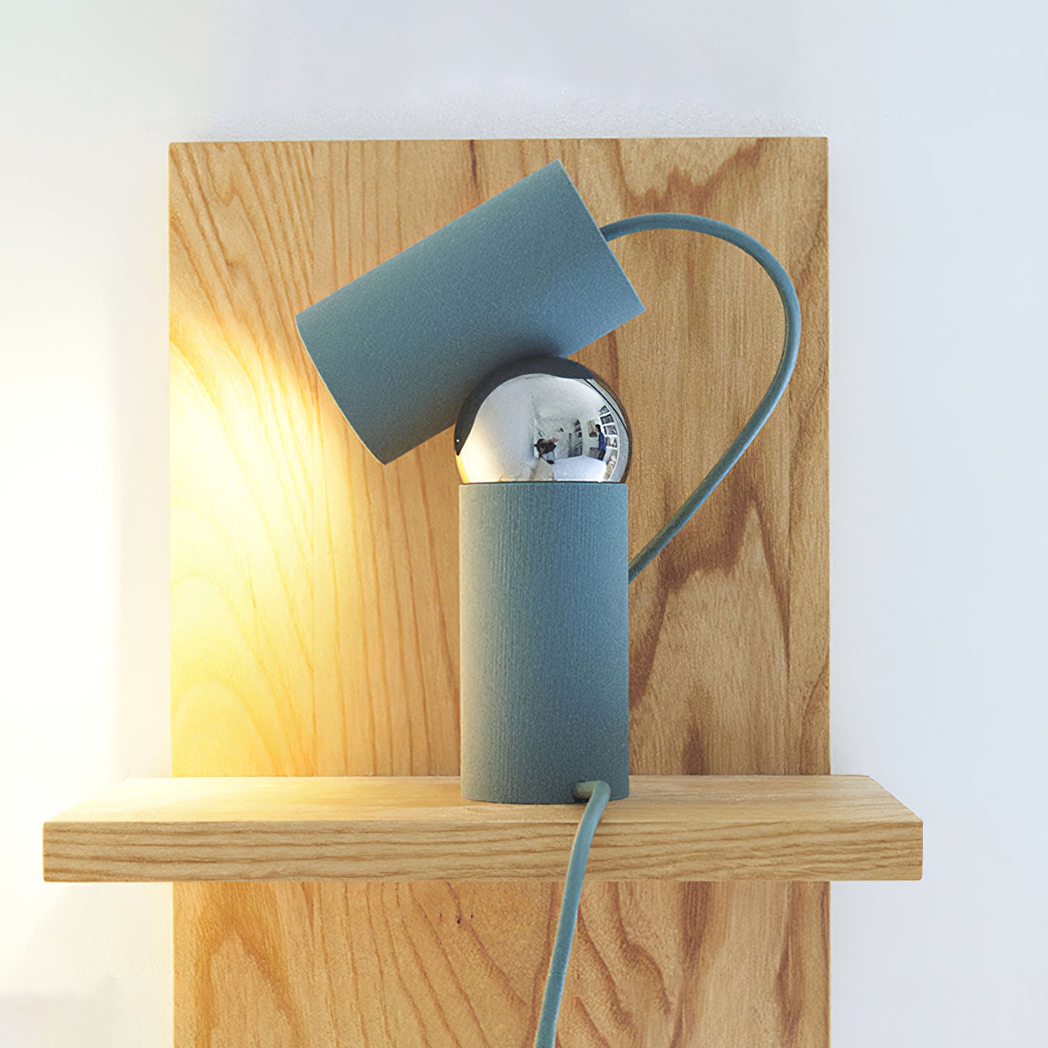 Muuto Beam Table Lamp