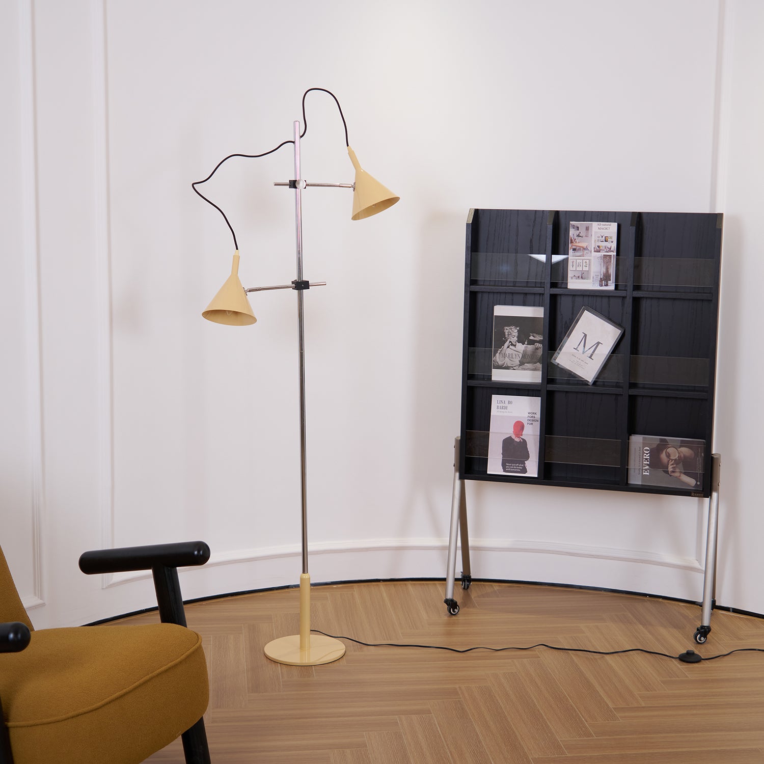 Laiton Floor Lamp