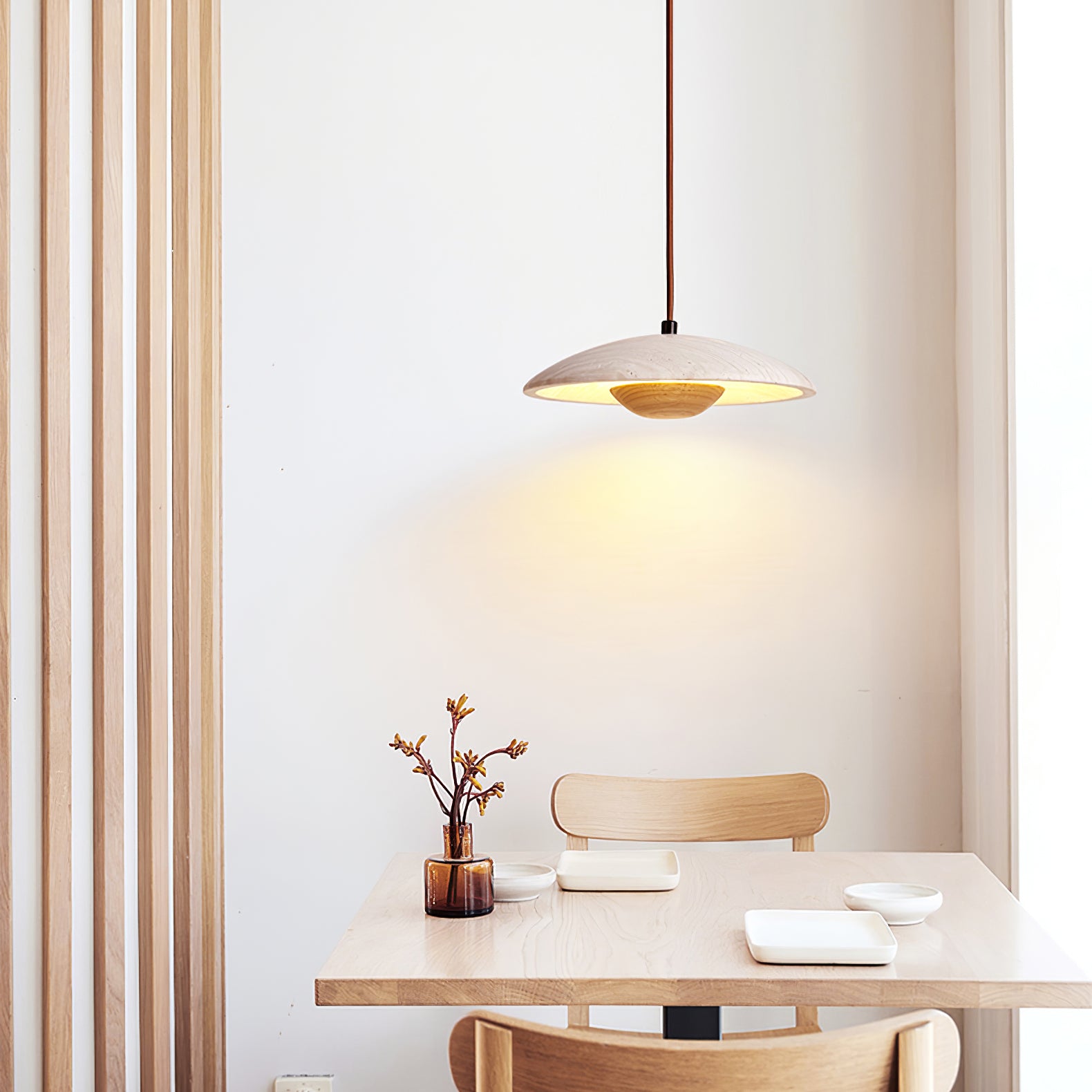 Solara Wood Pendant Lamp