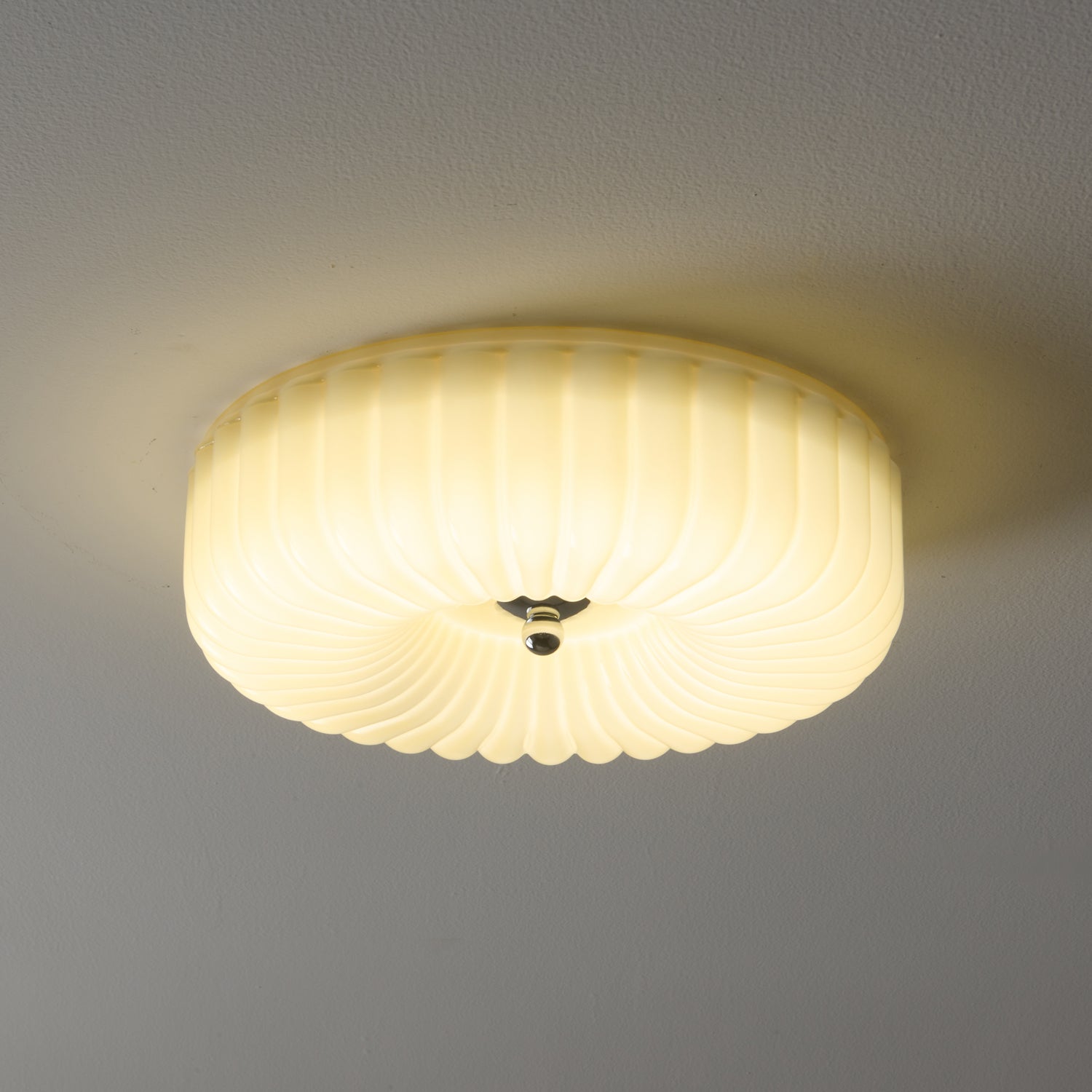 Vivid Ripple Ceiling Light