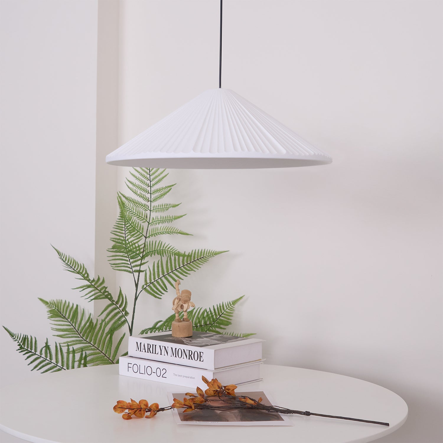 Hat Resin Pendant Lamp
