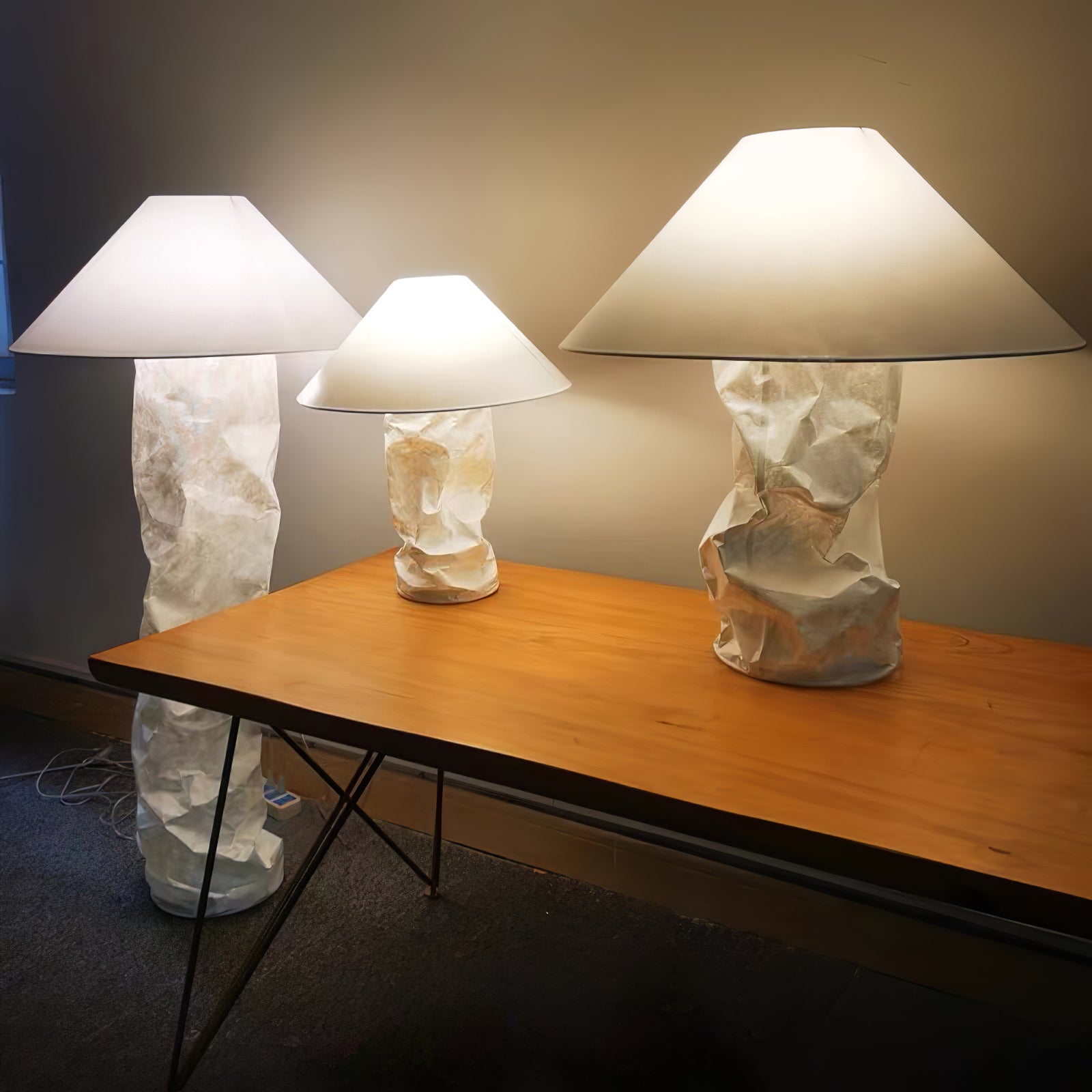 Crinkle Paper Table Lamp