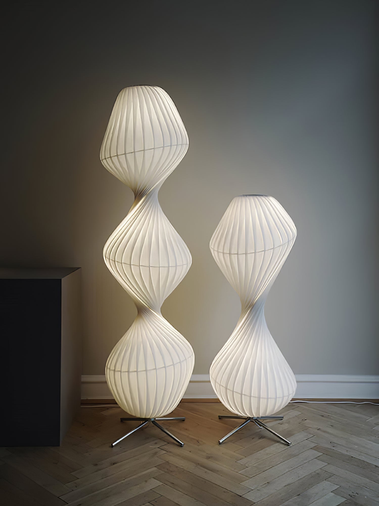 Isadora Floor Lamp