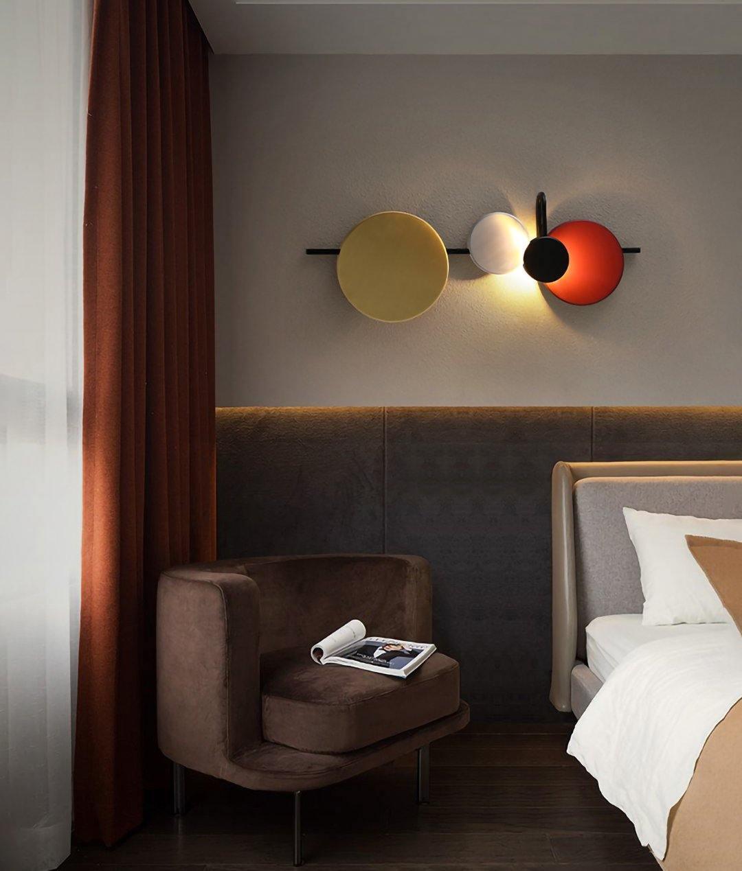 Planet Plug-in Wall Lamp