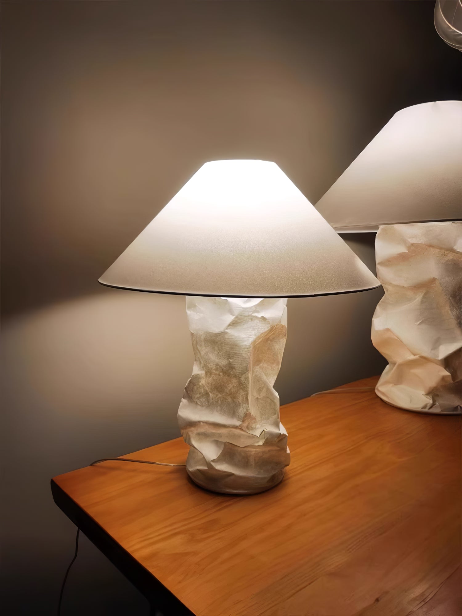 Crinkle Paper Table Lamp