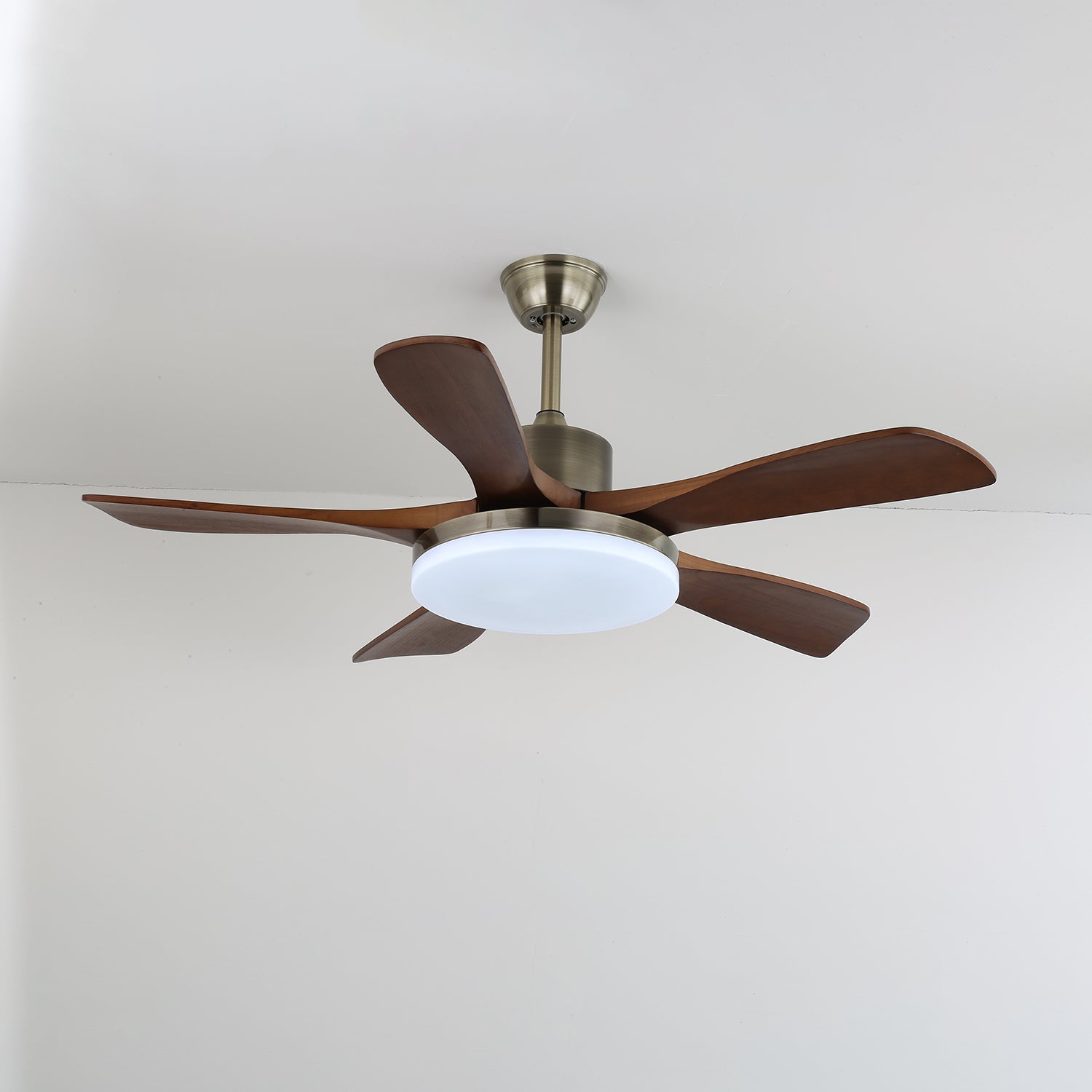 Nova Breeze Ceiling Fan Light