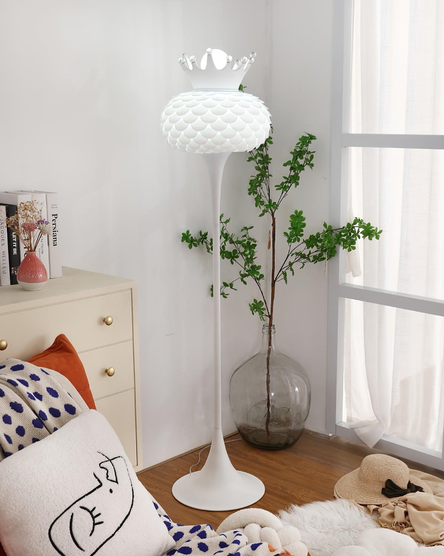 Aluvia Crown Floor Lamp