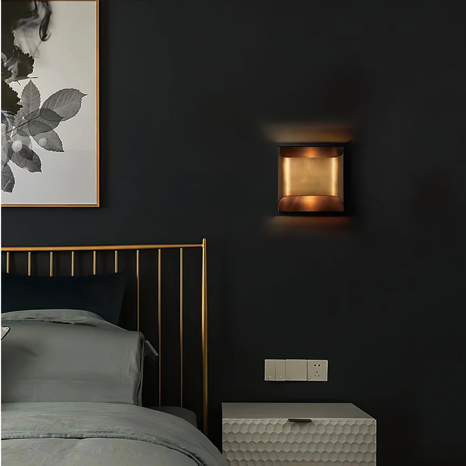 Leclerc Brass Wall Lamp