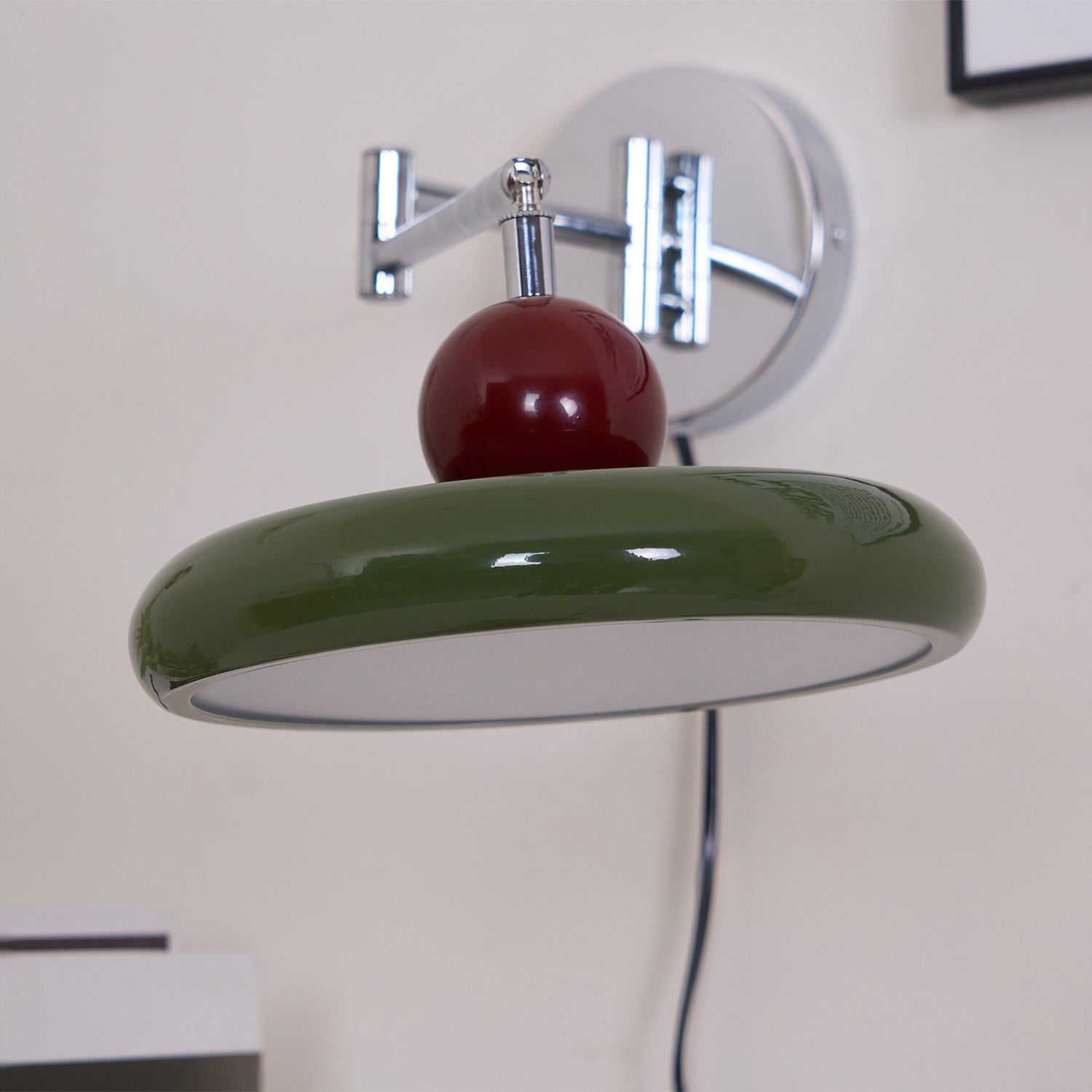 Lola Plug-in Wall Lamp