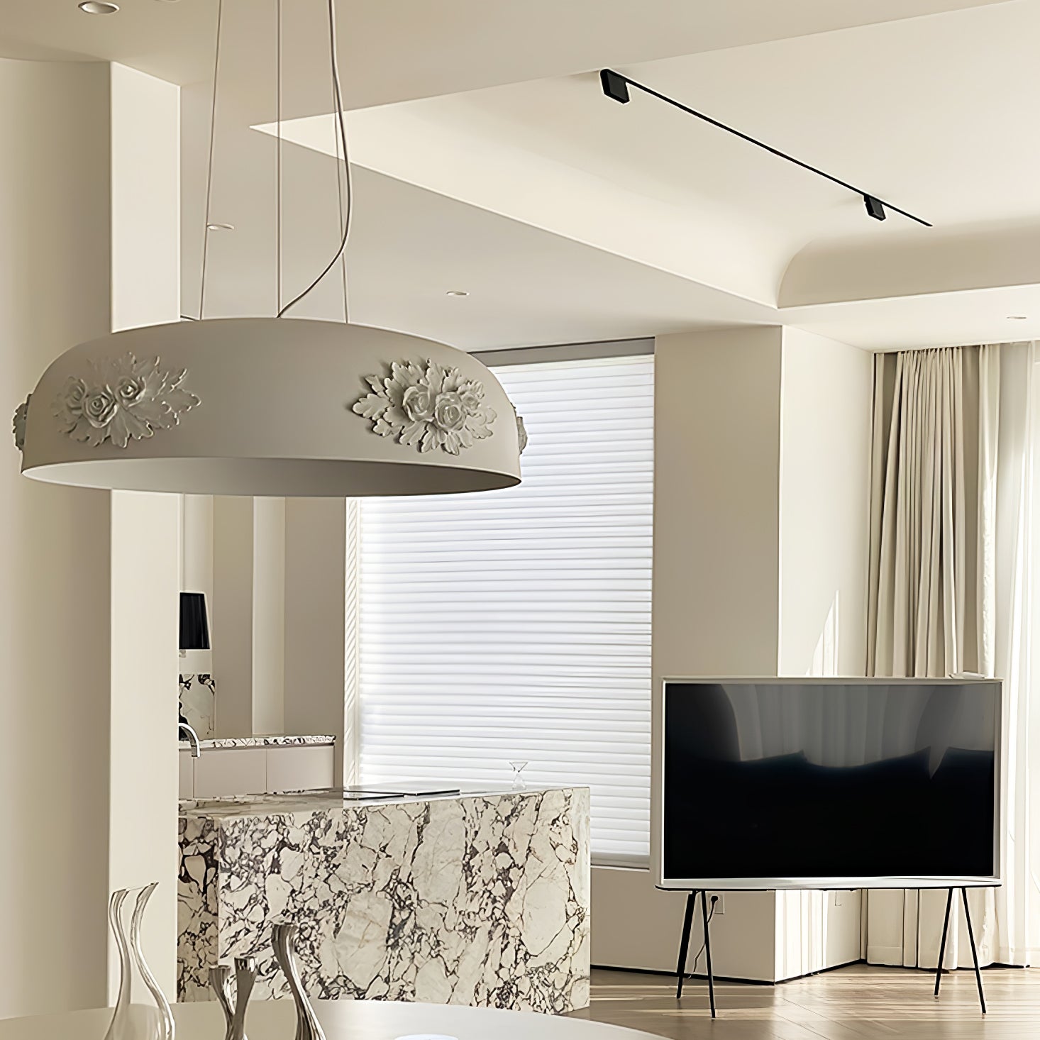 Tuzzi Pendant Light