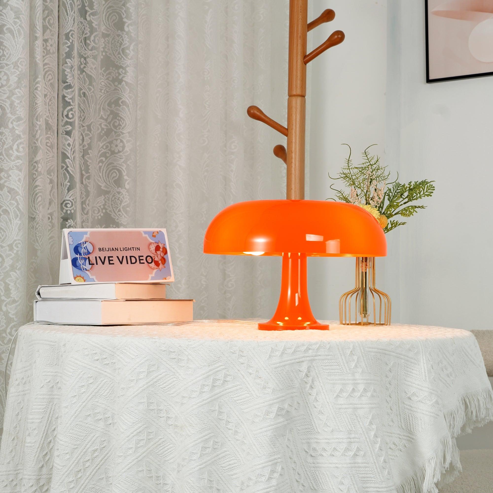 Mushroom Playful Table Lamp