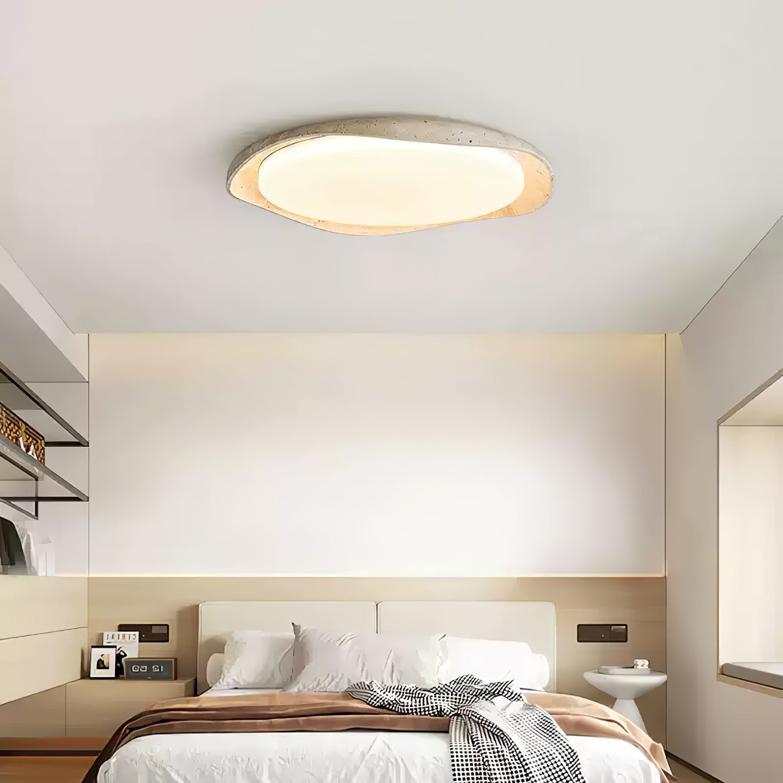 Solis Ceiling Light