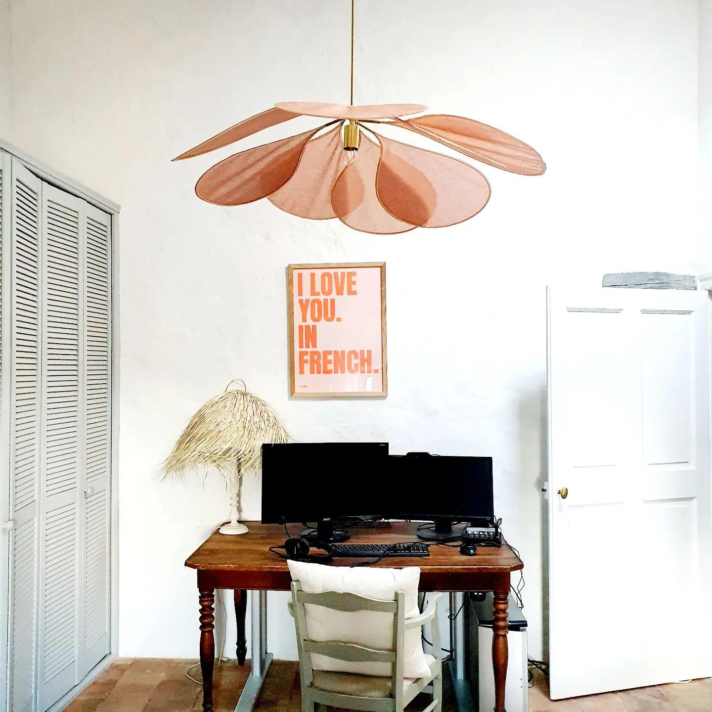 Precieuse Petals Pendant Lamp