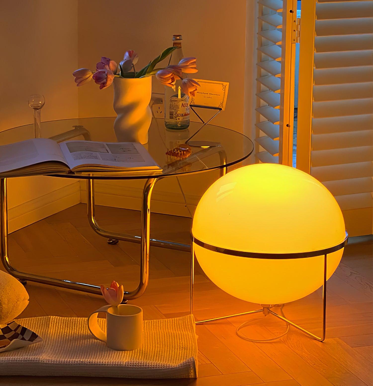 Yolk Table Lamp